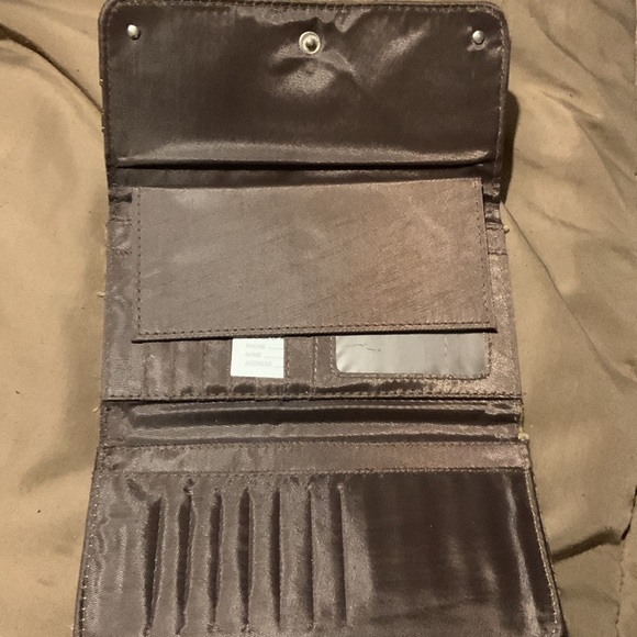 Medium Guess wallet and purse - Picture 2 of 5